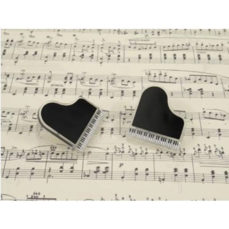 Ultimissimo Modello MUSICIS G-C1005 CLIP A FORMA DI PIANOFORTE 3.5 X 4 CM GADGETS AGIFTY