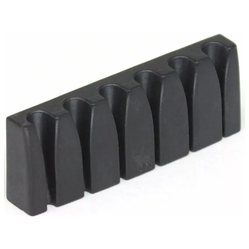 GraphTech Black Tusq XL Unlocking Slotted Nut Floyd Radius 1 Capotasto Unlocking Slotted in Black Tusq con sedi per chitarra elettrica 6 corde (ideale per le chitarre elettriche con Floyd Rose 2 e radius 10") Reso Gratuito