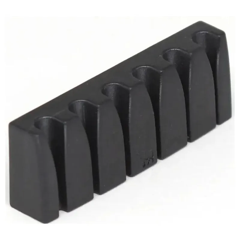 Saldi GraphTech Black Tusq XL Unlocking Slotted Nut Floyd Radius 1 Capotasto Unlocking Slotted in Black Tusq con sedi per chitarra elettrica 6 corde (ideale per le chitarre elettriche con Floyd Rose 3 o 4 e radius 10")